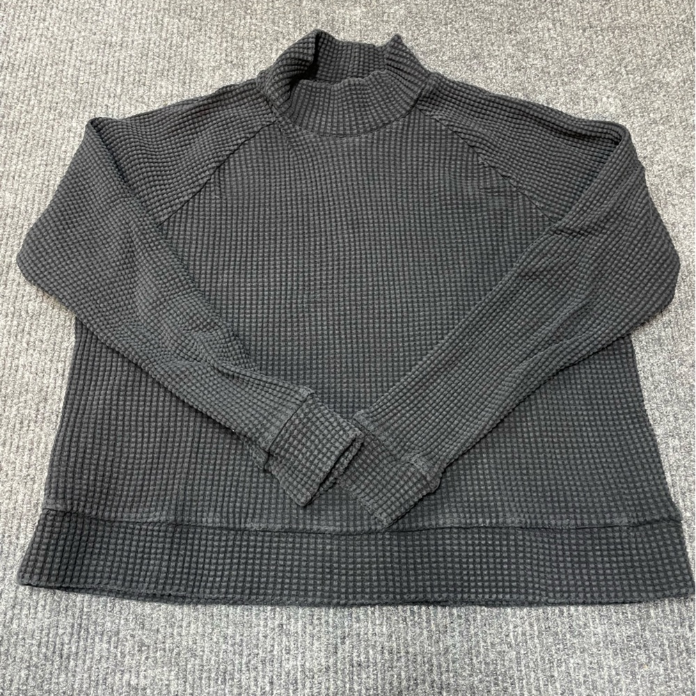 The North Face Women’s Turtleneck Pullover